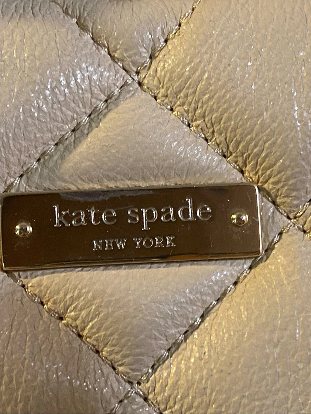 kate spade Quilted Leather Shoulder Bag in Cashew w/ Chain Straps & storage bag.